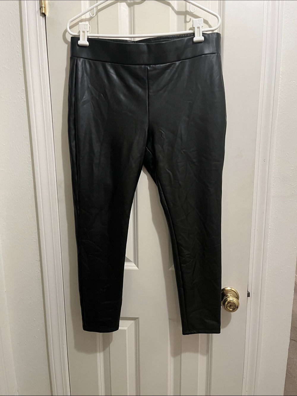 LP LOFT NWOT Faux Leather Leggings